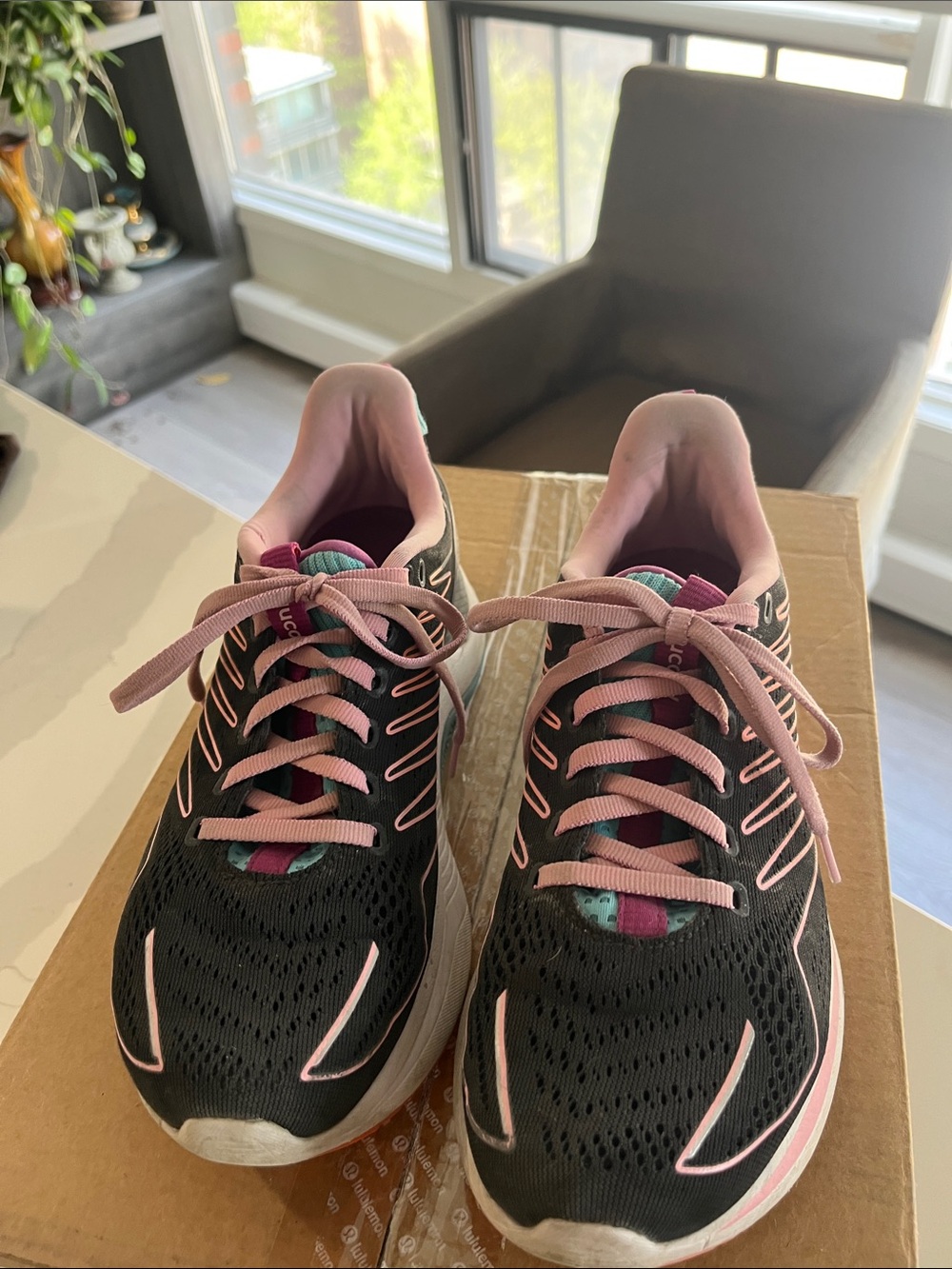 Saucony Black and Pink Women's Athletic Running Shoes - Picture 5 of 5